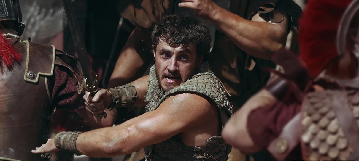Gladiador 2 ganha trailer épico com sangue, suor e músculos