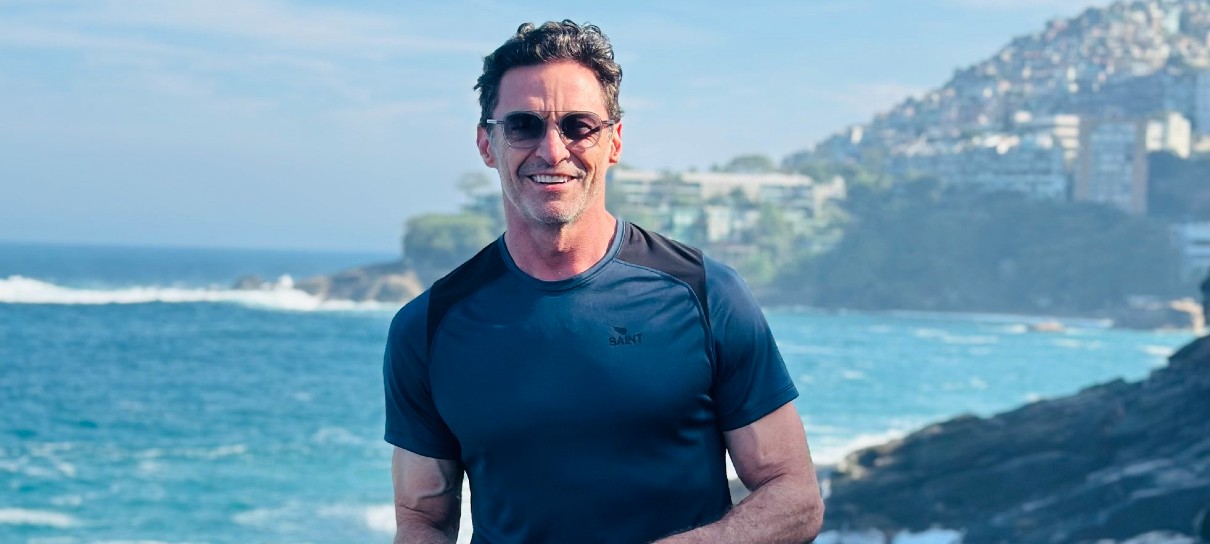 Hugh Jackman bate bola em vinda ao Brasil para Deadpool & Wolverine