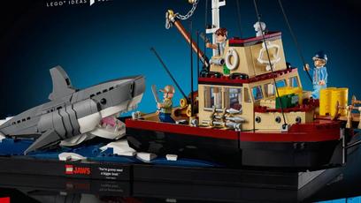 LEGO de cena clássica de Tubarão chega pra abocanhar o seu dinheiro