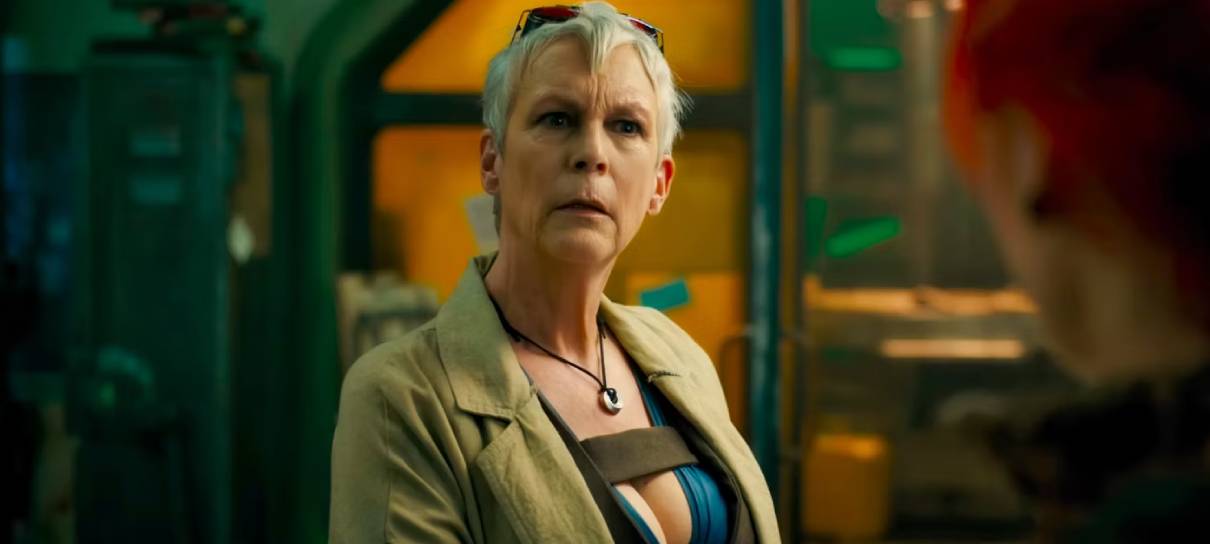 Jamie Lee Curtis dá uma zoada na Marvel, mas volta atrás