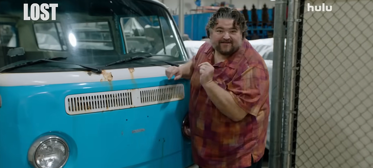 Jorge Garcia, o Hurley, celebra 20 anos de Lost em vídeo nostálgico