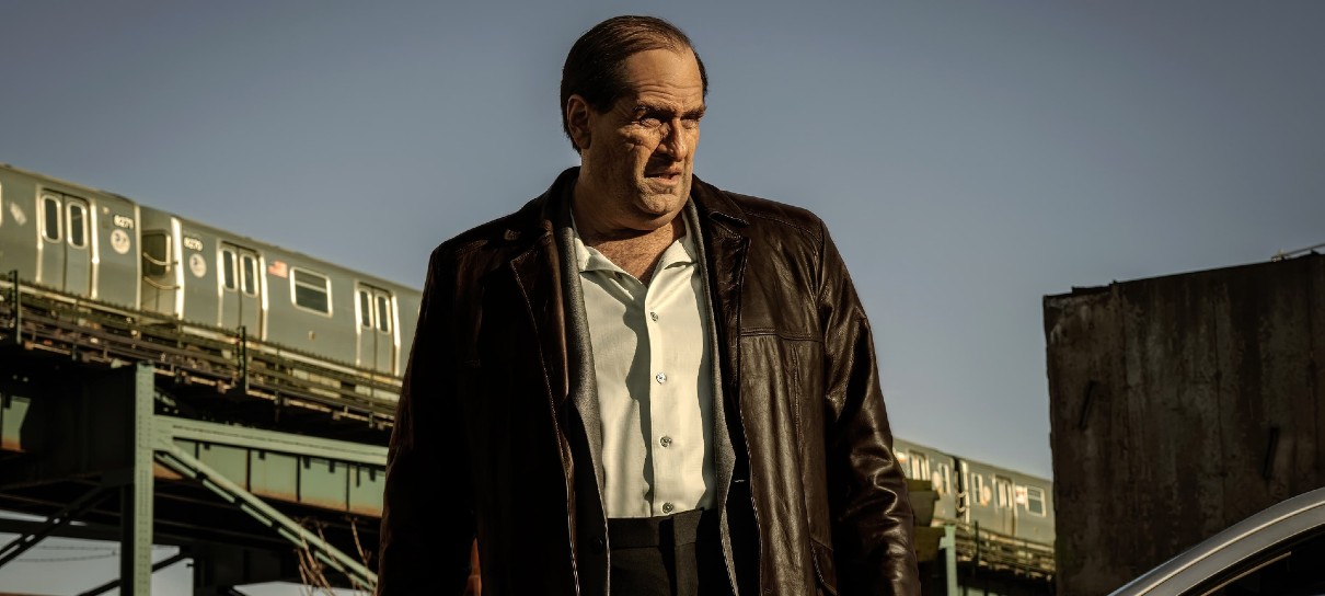 Pinguim intensifica sujeira no mundo de Batman com estreia violenta e promissora