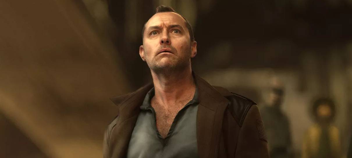 Jude Law é destaque em novas imagens de Star Wars: Skeleton Crew