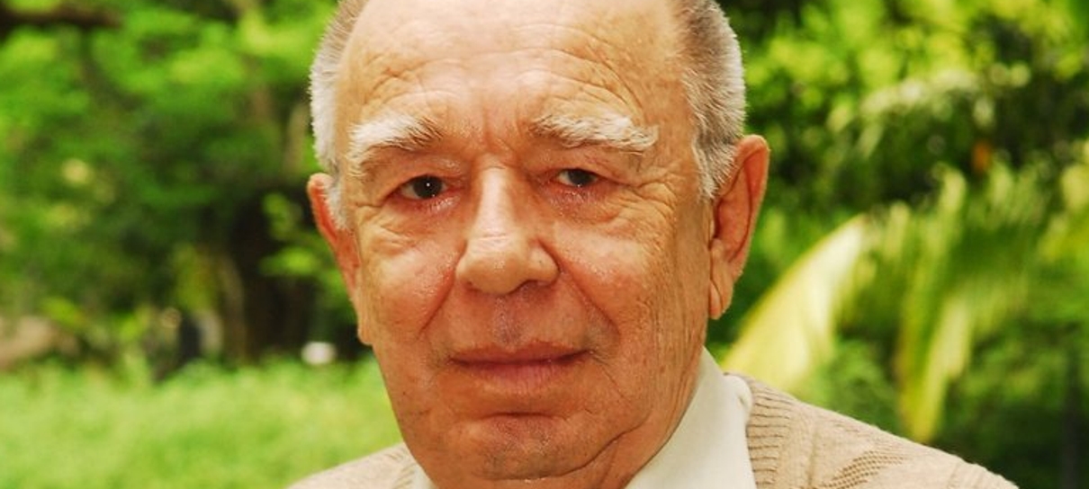 Ator de O Bem-Amado e Alma Gêmea, Emiliano Queiroz morre aos 88 anos