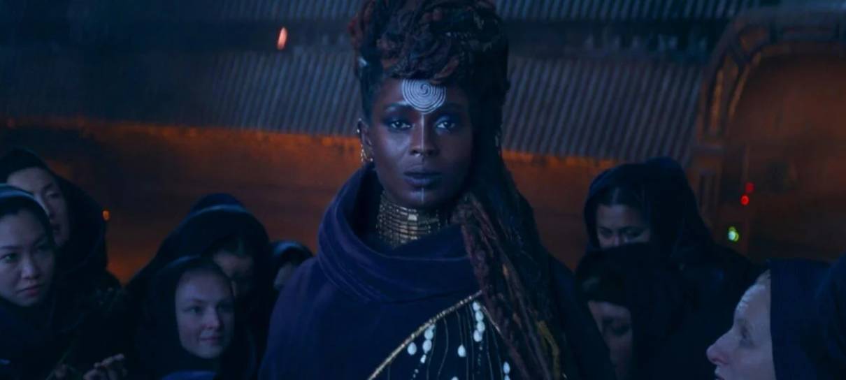 Atriz de The Acolyte critica Disney por falta de apoio após racismo de fãs
