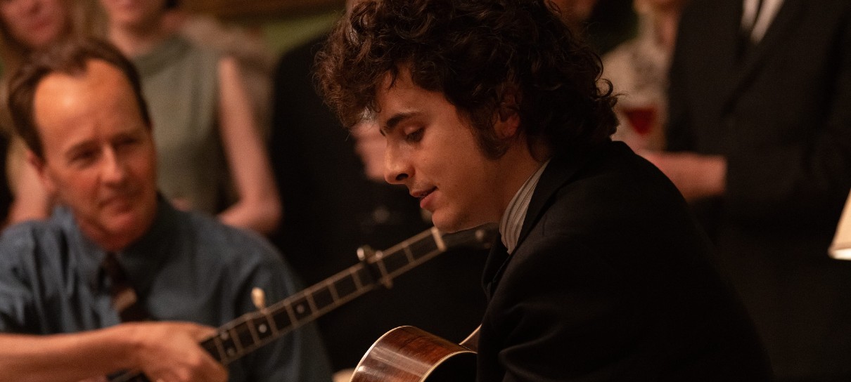 Chalamet canta a revolução em trailer de Um Completo Desconhecido