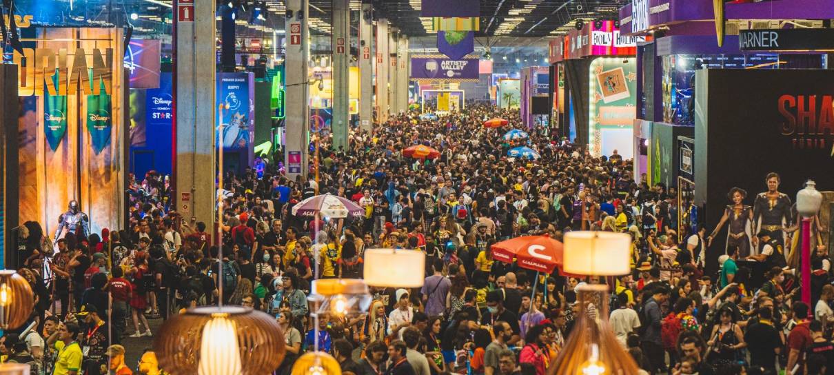 Governo de SP volta à CCXP com estande com karaokê, cosplay e mais