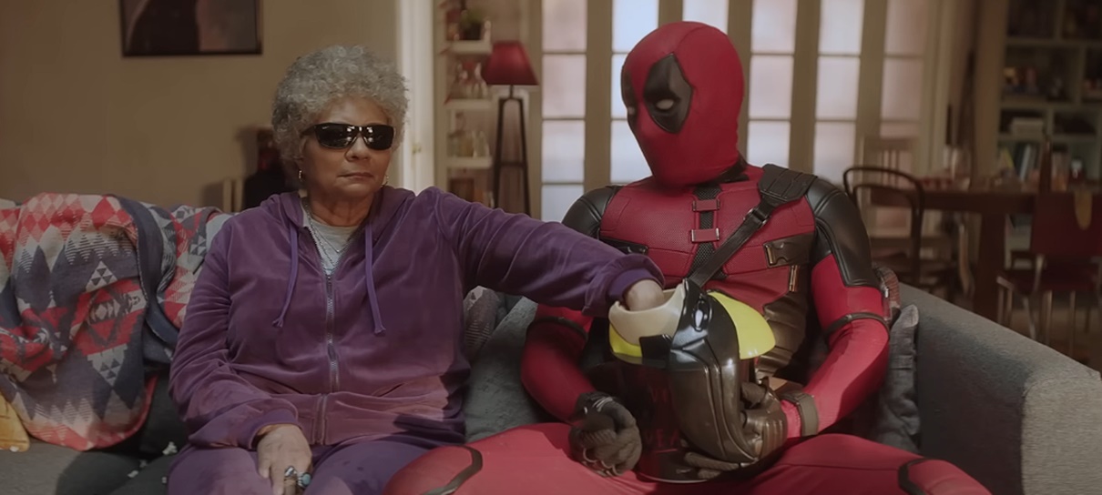 Deadpool & Wolverine celebra chegada ao Disney+ com vídeo divertido