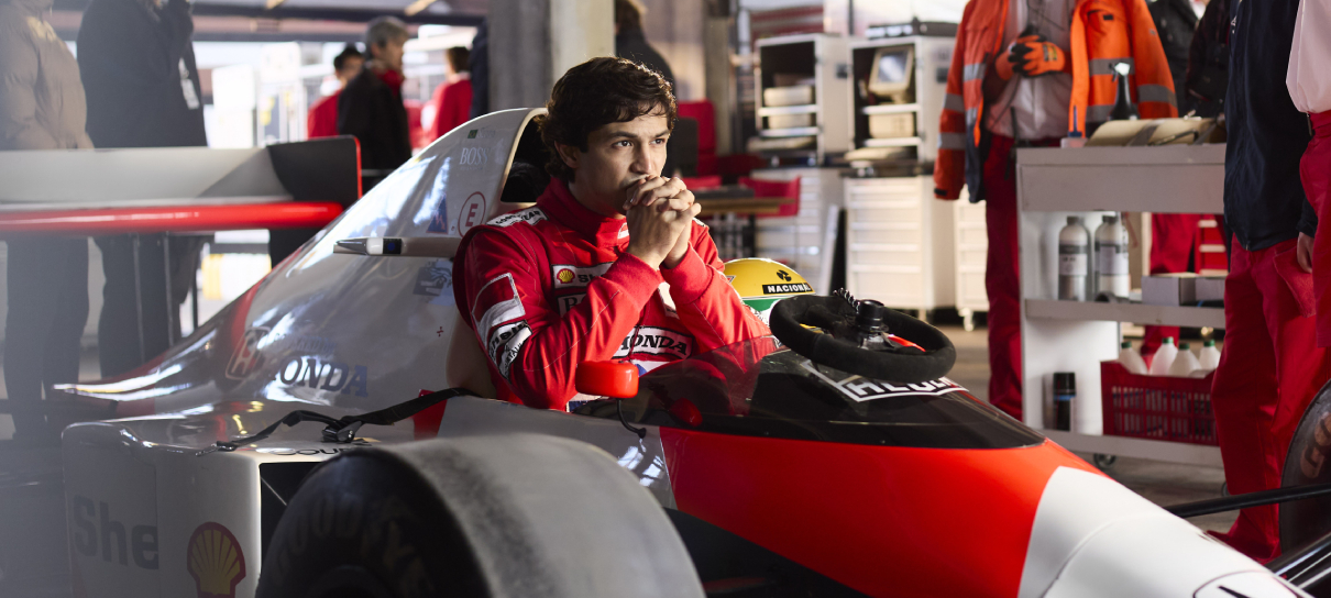 Senna compensa clichês biográficos com superprodução emocionante | Crítica