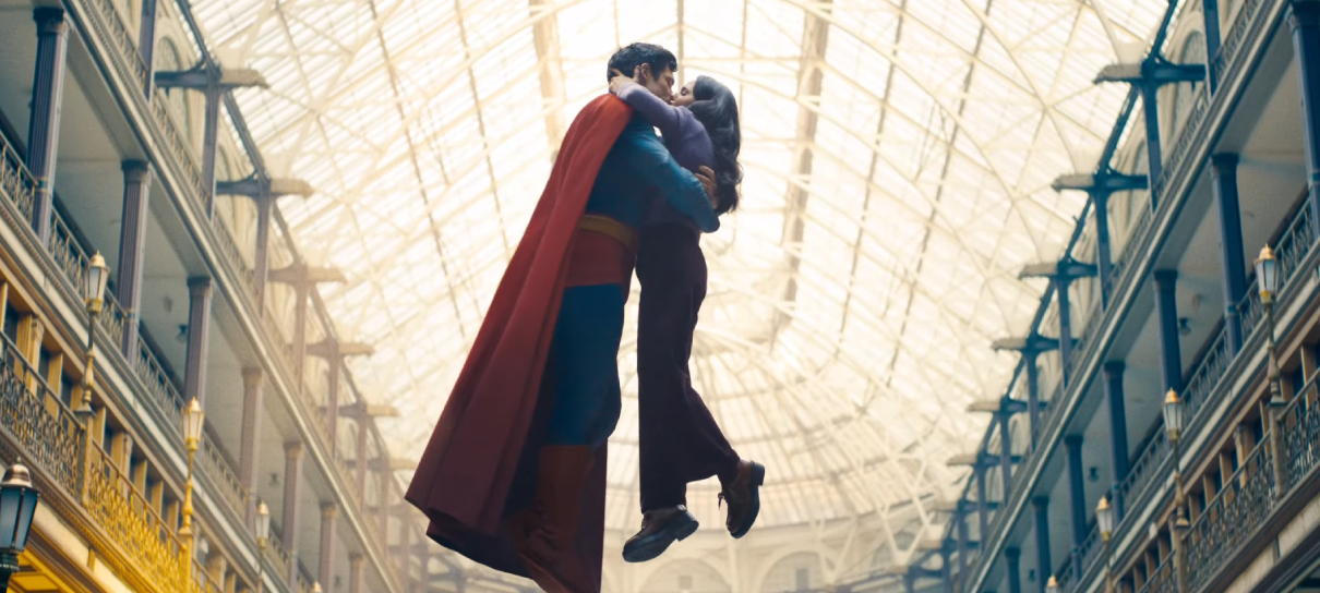 Superman ganha teaser trailer com Krypto, novos heróis e mais