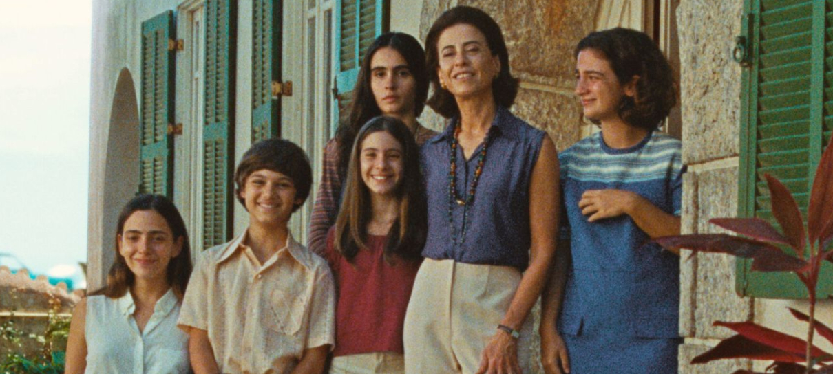 Ainda Estou Aqui conquista categoria de Melhor Filme do Prêmio Platino 2025