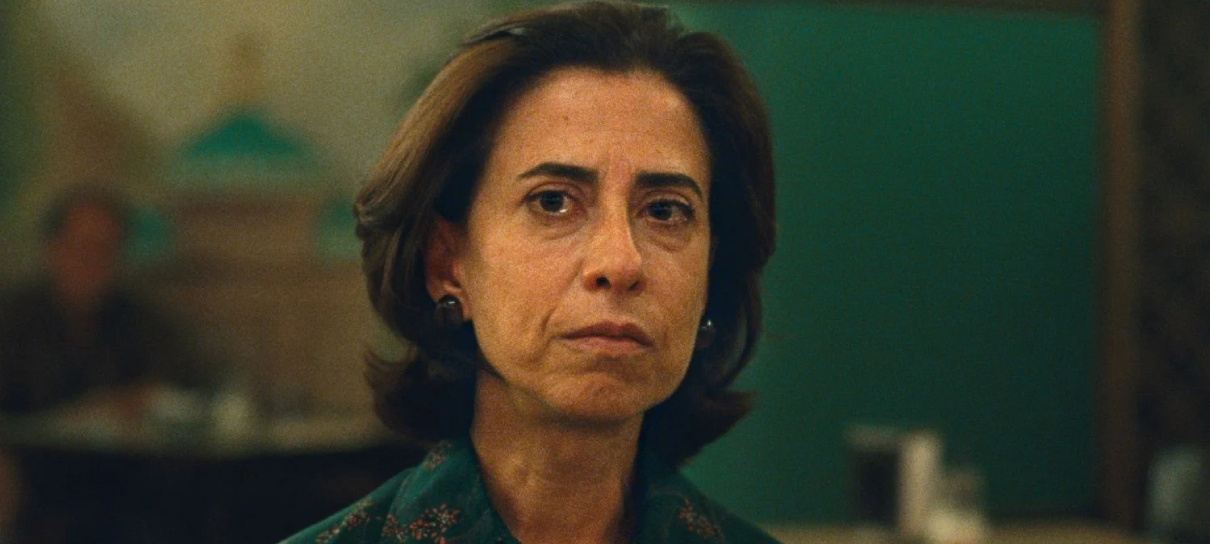 Com Fernanda Torres indicada: como assistir ao Globo de Ouro 2025