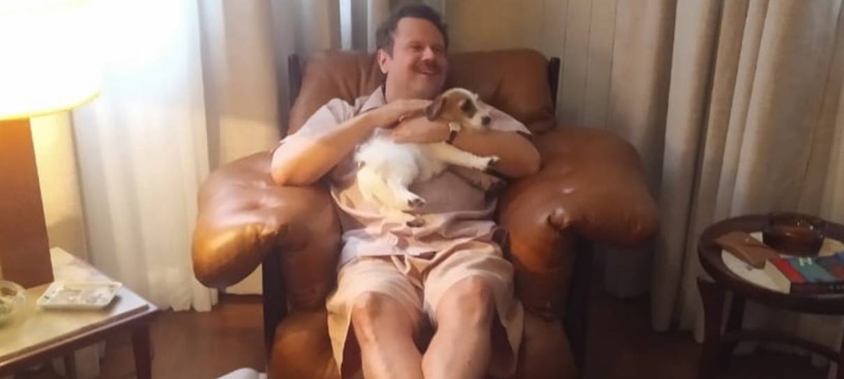 Cachorrinha de Ainda Estou Aqui vence prêmio internacional de doguinhos