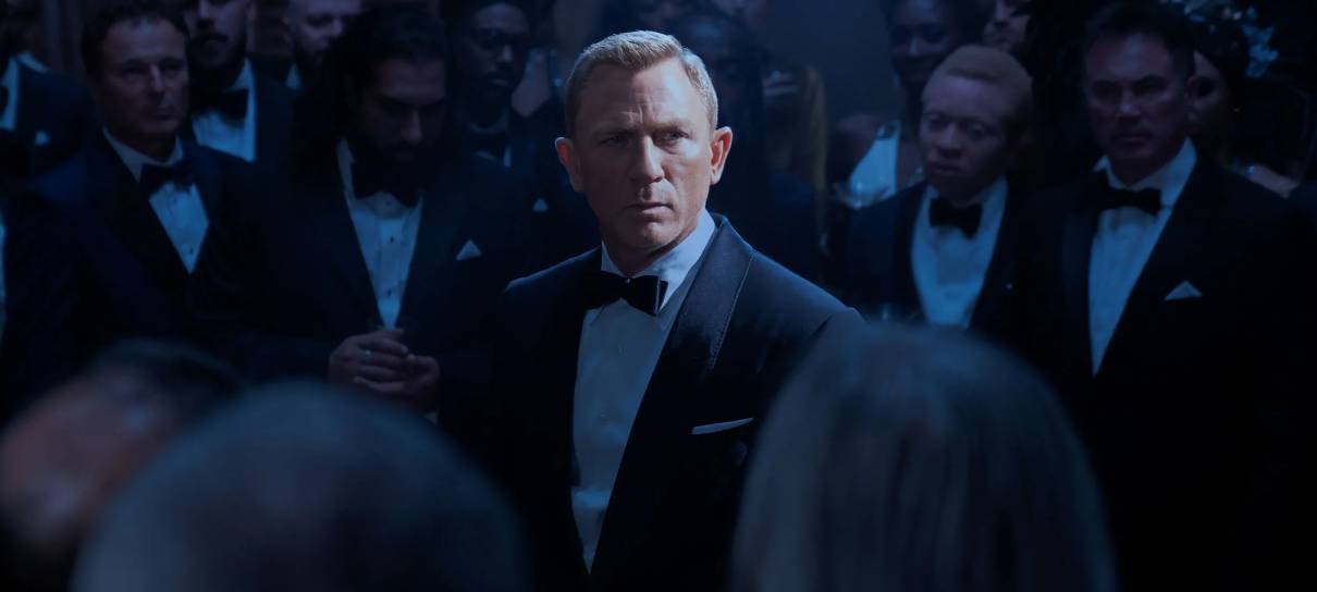 Jeff Bezos pede ajuda dos fãs para escolher o próximo James Bond
