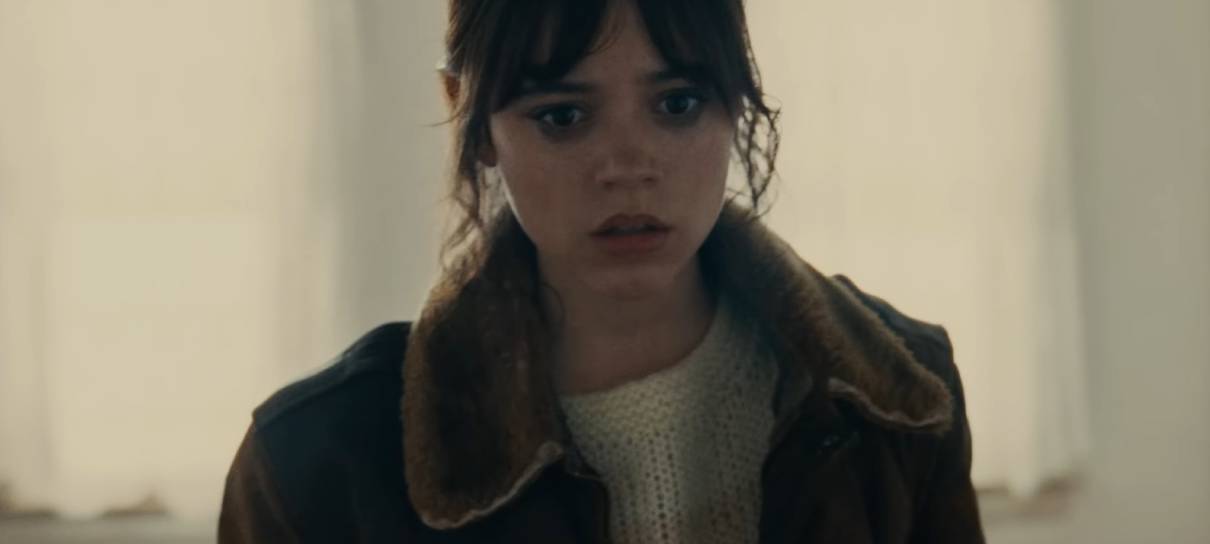 Jenna Ortega mergulha em drama surreal em trailer de filme do The Weeknd