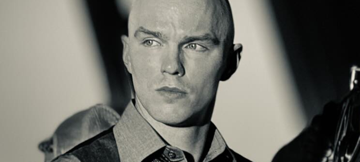 Lex Luthor aparece careca e maligno em nova foto de Superman