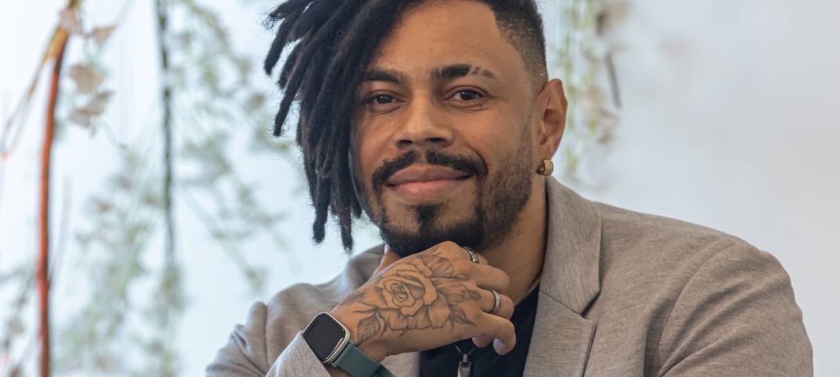 Escritor Ale Santos anuncia Mecânima, graphic novel afrofuturista brasileira
