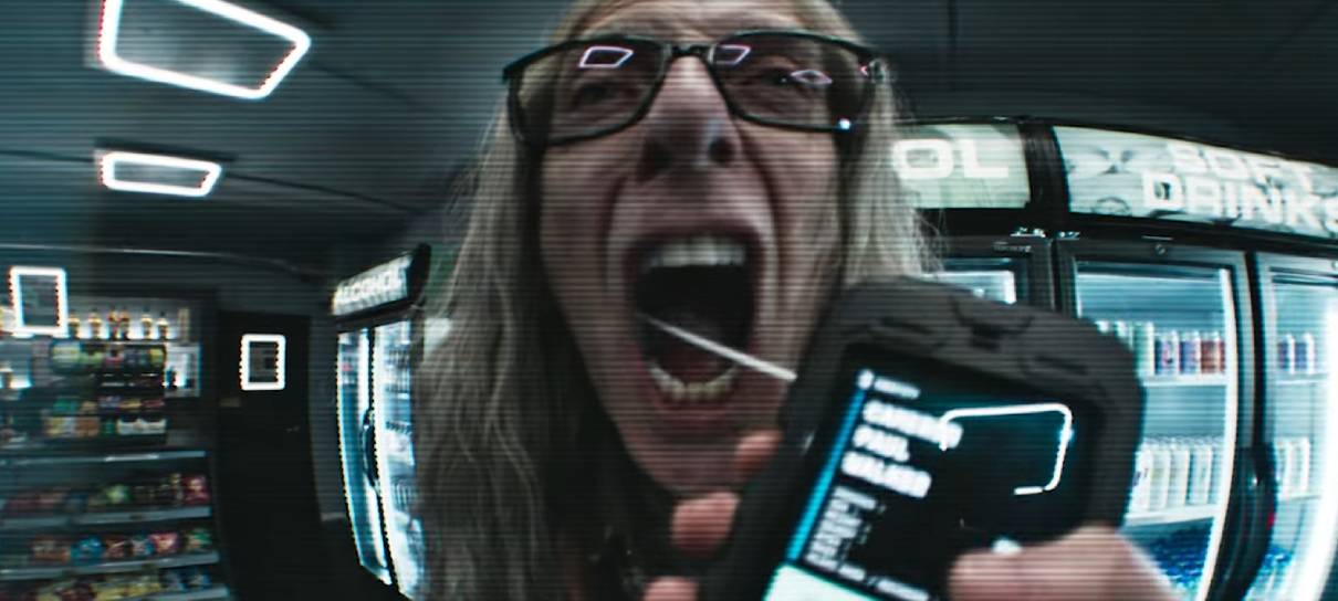 Black Mirror prepara novos traumas em trailer e data da 7ª temporada