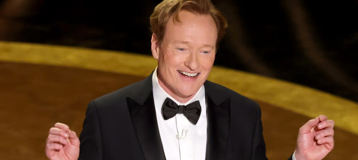 Academia confirma Conan O'Brien como apresentador do Oscar 2026