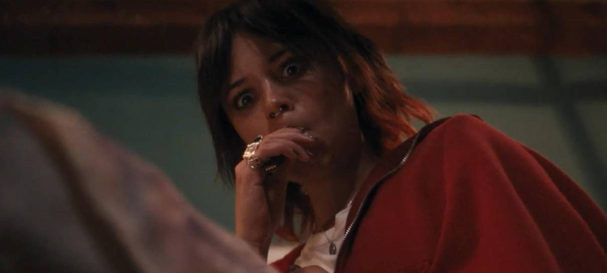 Jenna Ortega diverte em louco trailer de "Jurassic Park de unicórnios" da A24