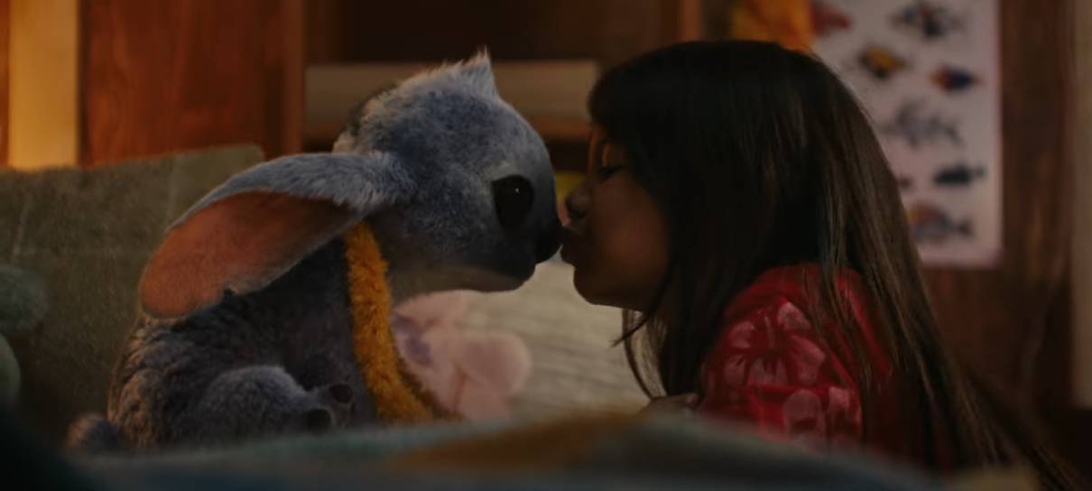 Lilo & Stitch live-action ganha trailer fofo, divertido e caótico