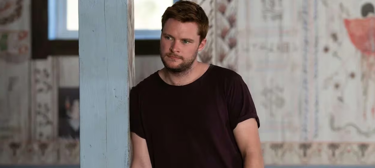Estrelado por Jack Reynor, novo filme de A Múmia inicia gravações