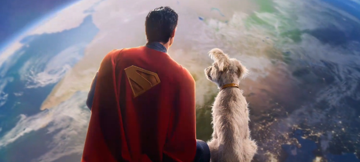 Superman ganha novas imagens promocionais com David Corenswet