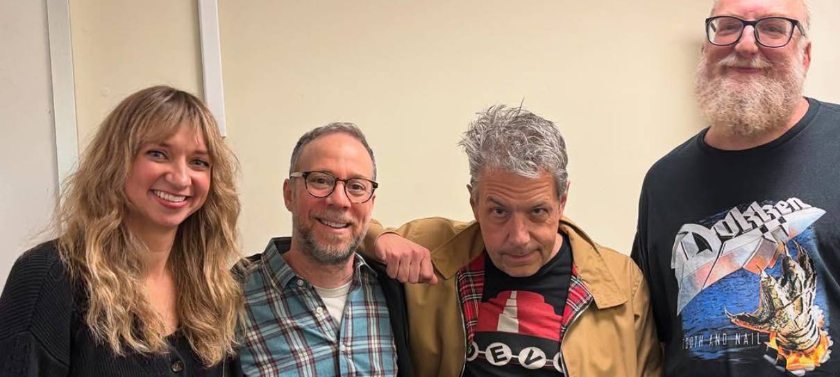 Elenco de The Big Bang Theory se reúne em fotos de novo derivado