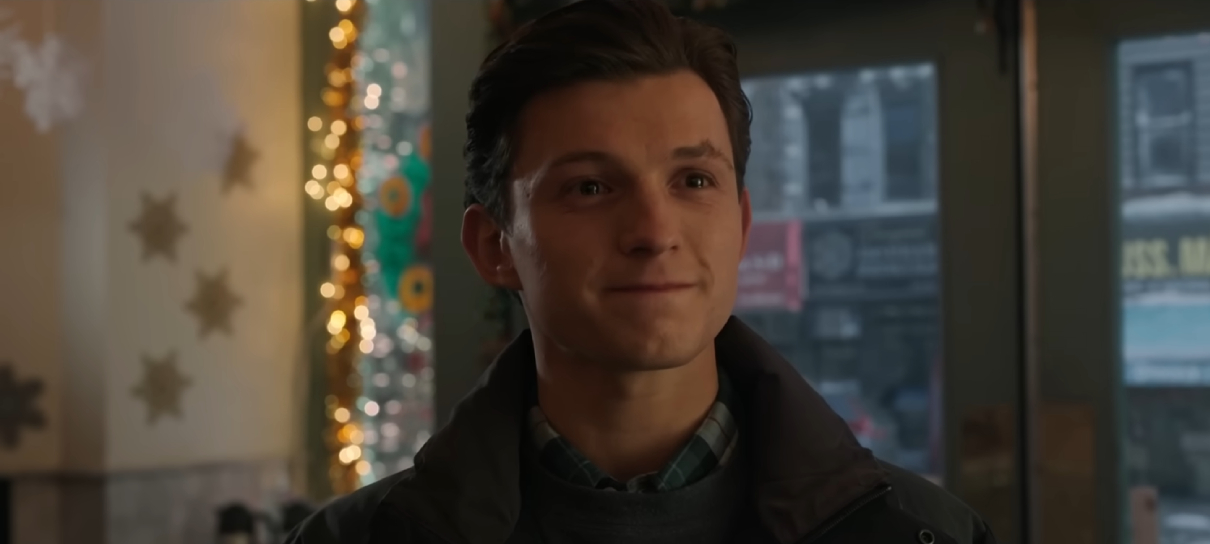 Tom Holland aparece com nova armadura em fotos de A Odisseia