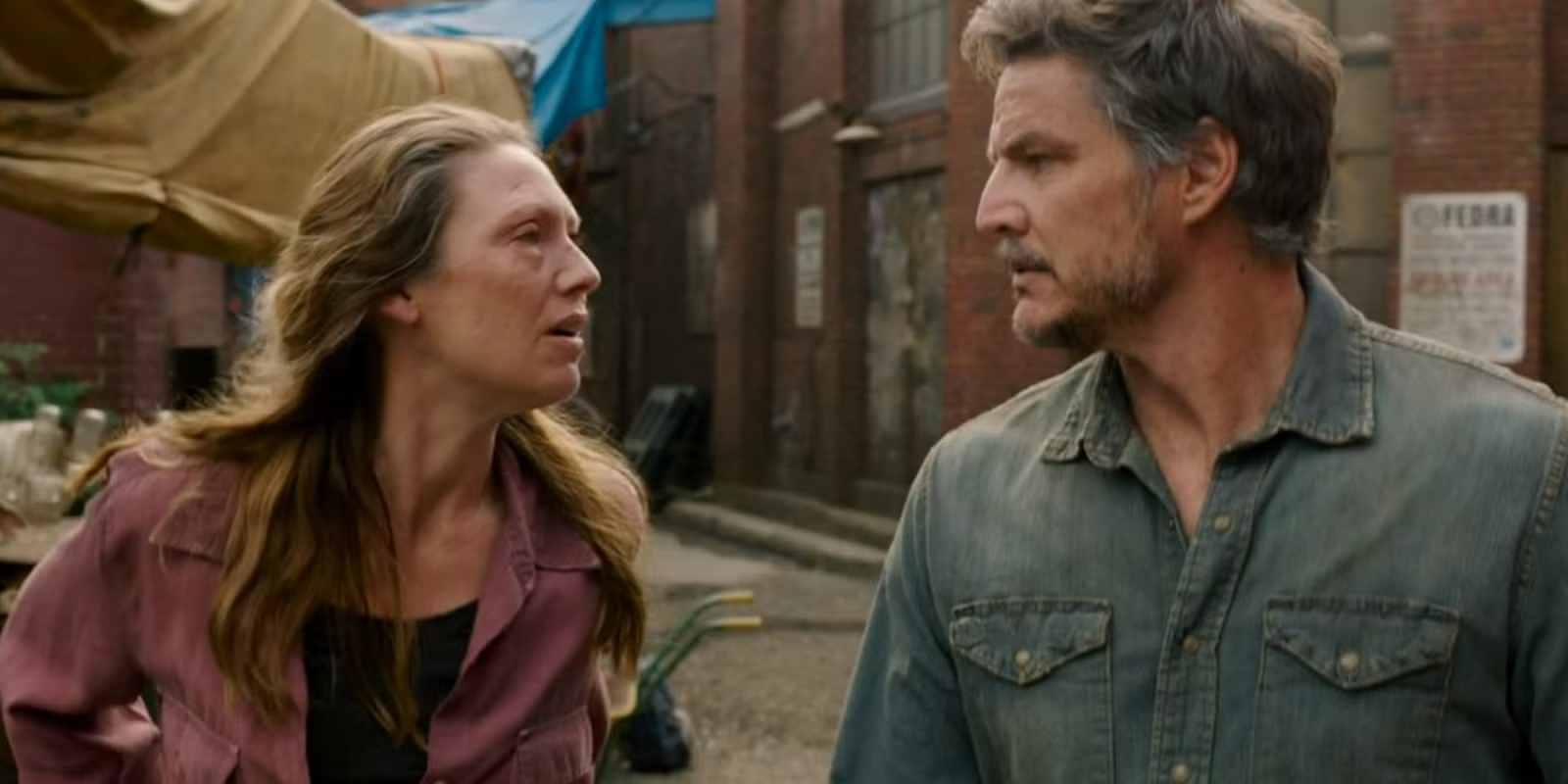Tess e Joel no primeiro episódio de The Last of Us