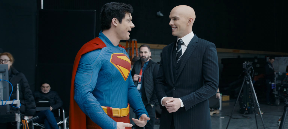 Superman ganha vídeo de bastidores emocionante e empolgante