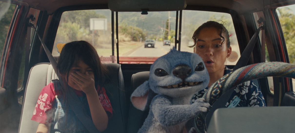 Lilo & Stitch diverte com fofura apesar das limitações do live-action | Crítica