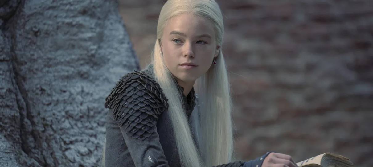 Atriz de A Casa do Dragão diz que HBO ordenou aulas de atuação no set