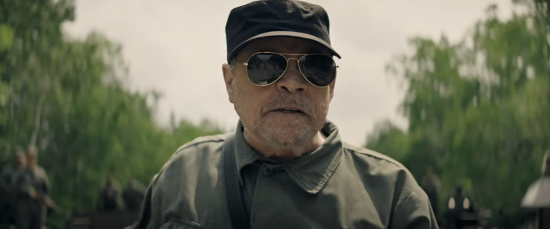A Longa Marcha, filme que adapta primeiro livro de Stephen King, ganha trailer