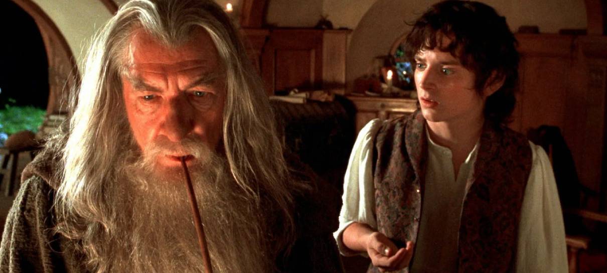 Ian McKellen deixa escapar volta de Gandalf e Frodo em novo Senhor dos Anéis