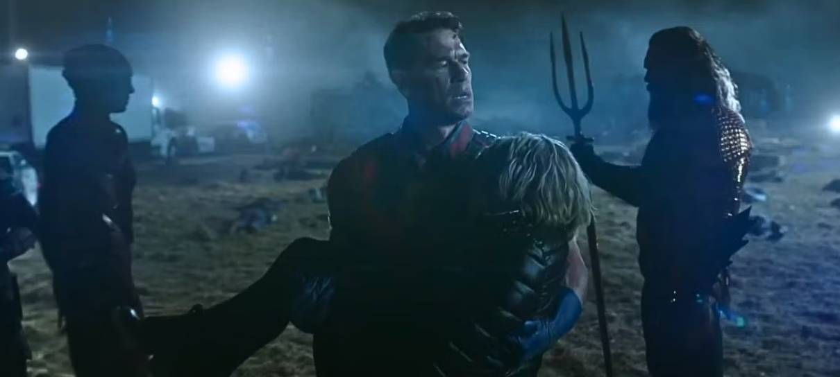 Como Pacificador “conserta” aparição da Liga da Justiça na série