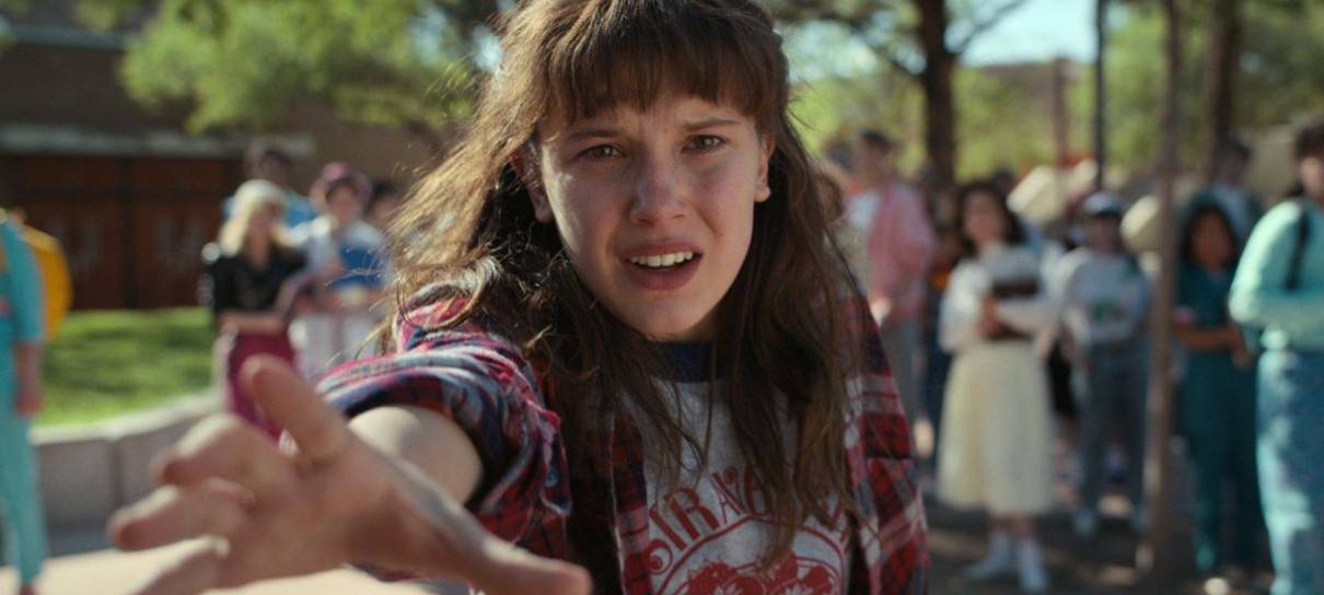 A Millie Bobby Brown agora é mãe (e nós estamos oficialmente velhos)