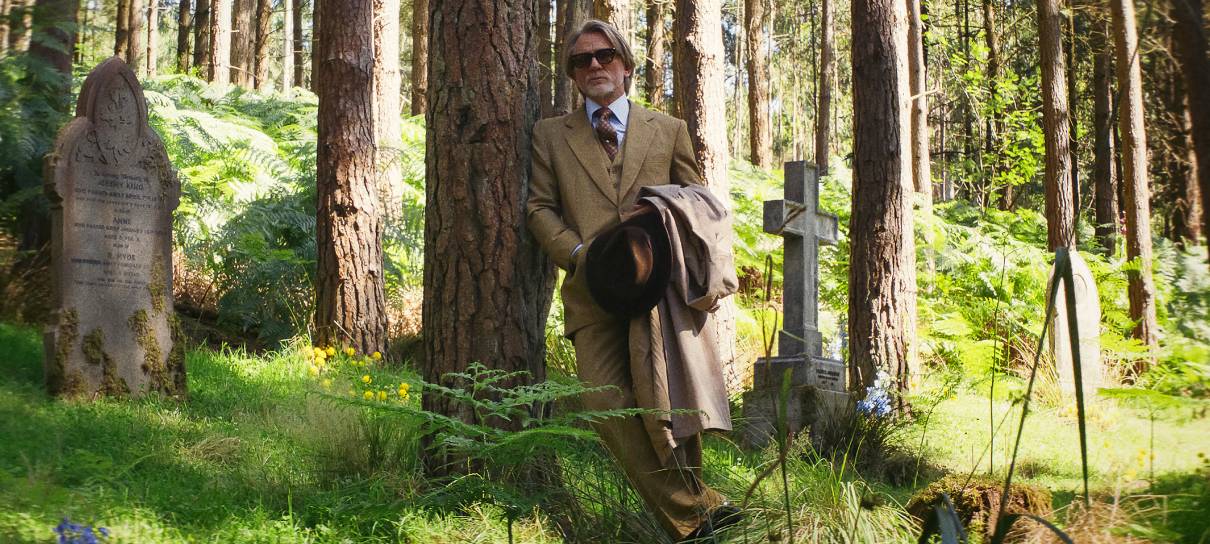Daniel Craig encara mistério religioso em teaser de Entre Facas e Segredos 3
