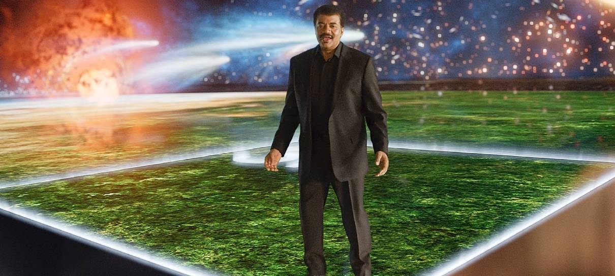 Neil deGrasse Tyson explora o universo em novo livro Ao Infinito e Além
