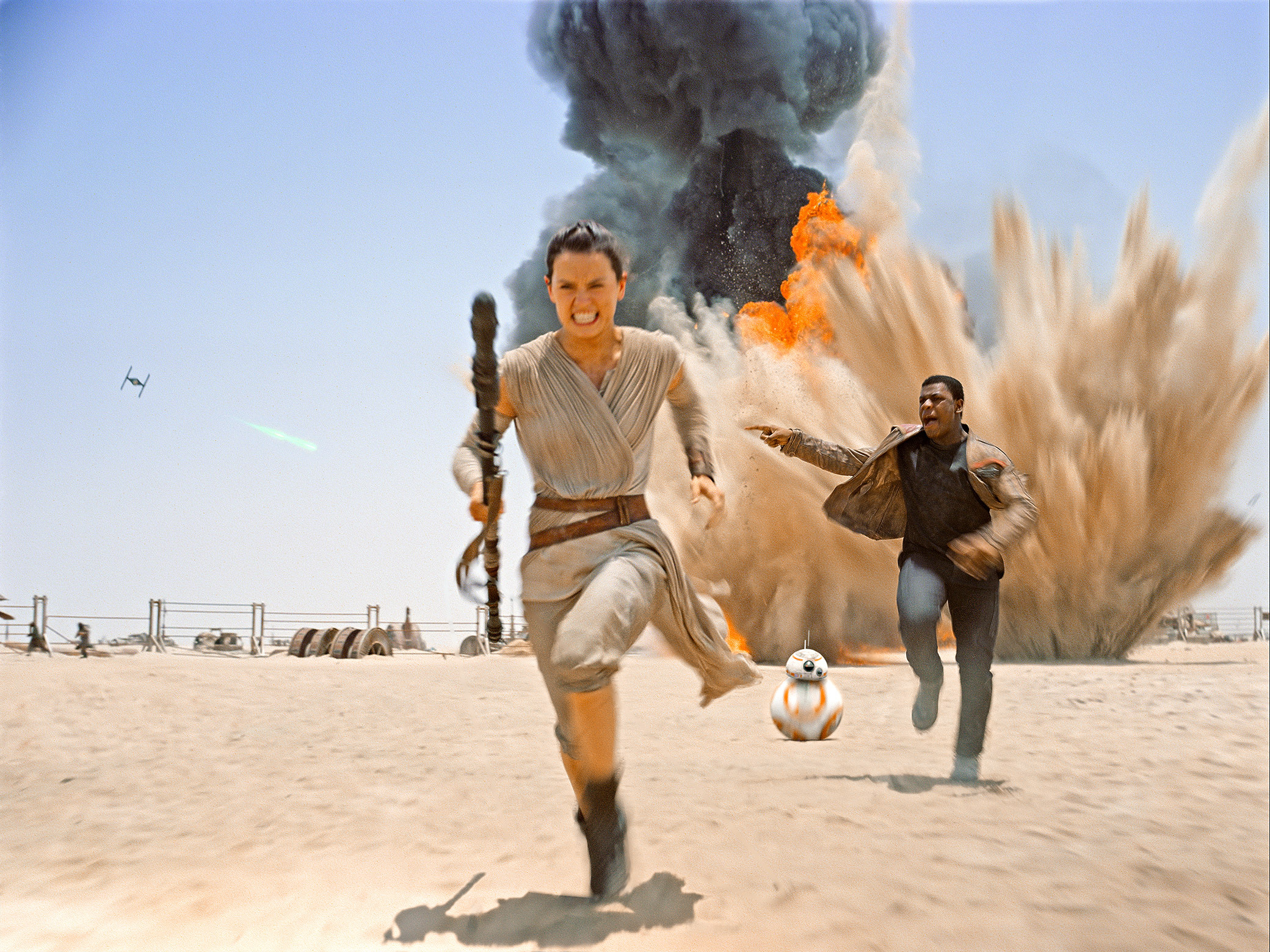 Presidente da Lucasfilm confirma suspeitas sobre Star Wars: O Despertar da Força