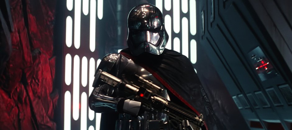 Gwendoline Christie confirma que veremos a Capitã Phasma novamente