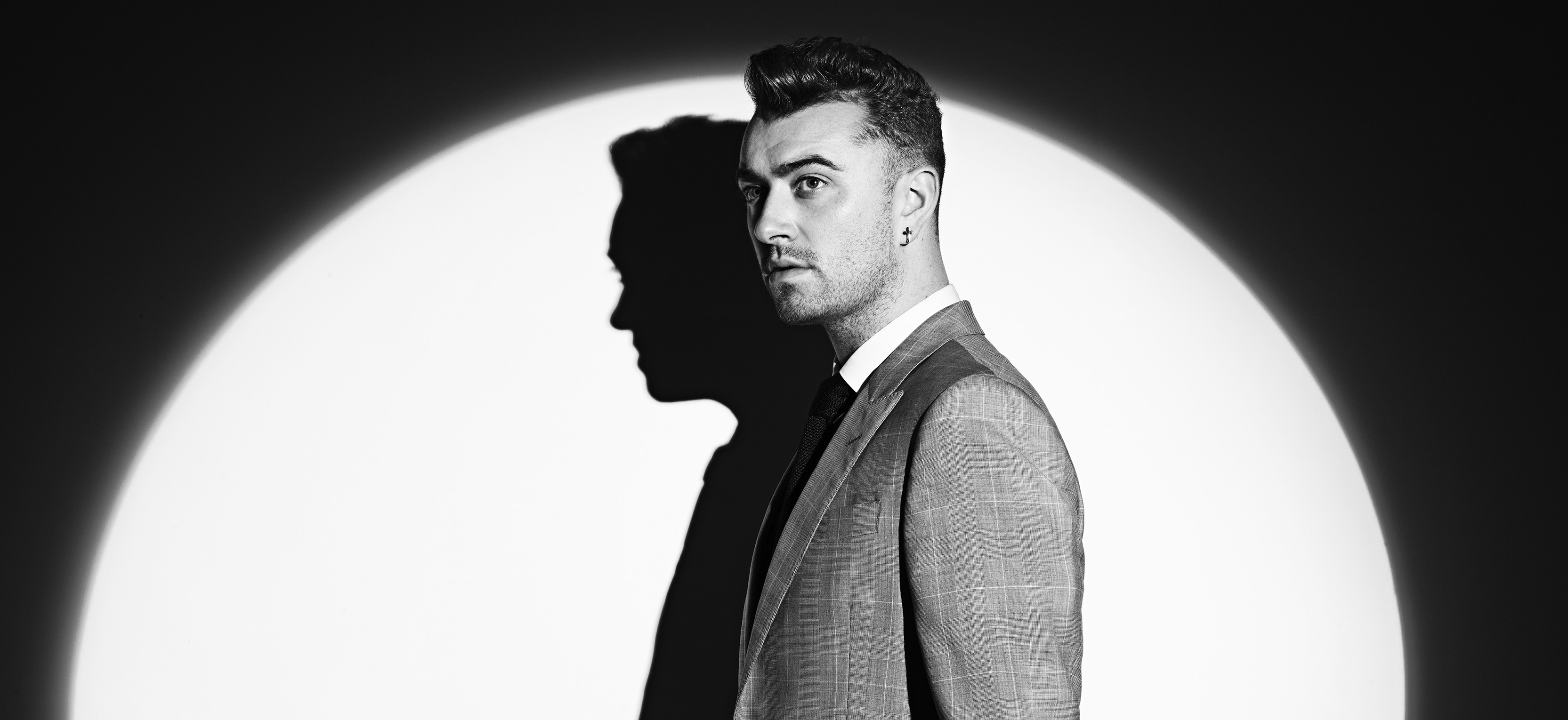 Sam Smith conta sobre o processo de compor a música de 007 contra SPECTRE