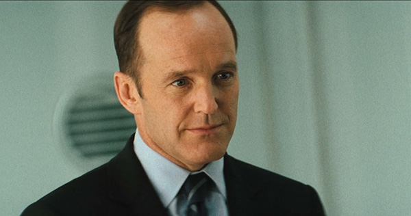 Agente Coulson quer crossover com Agente Carter