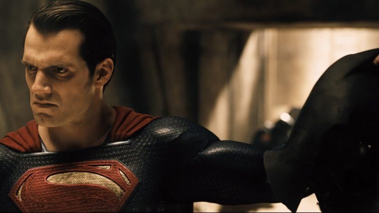 Batman vs Superman ultrapassa US$ 700 milhões na bilheteria mundial