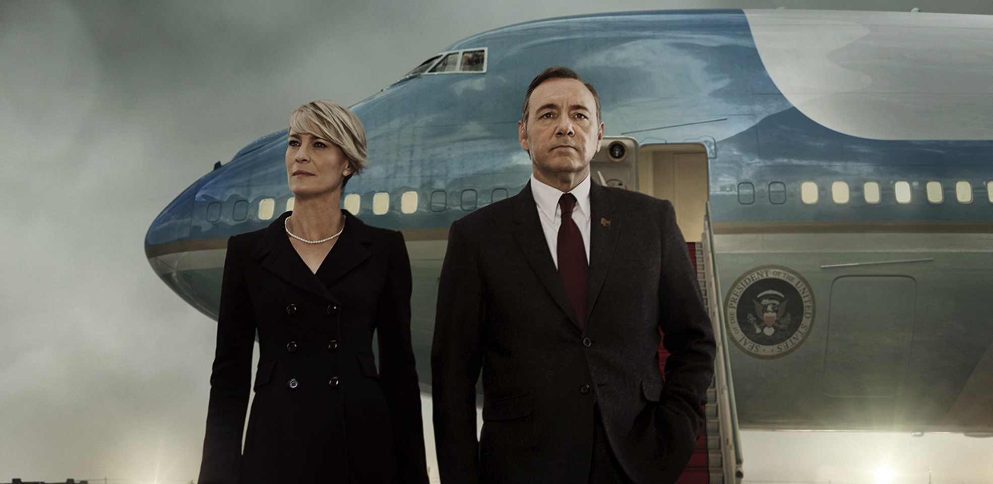 Frank e Claire brigam pelo poder no trailer de House of Cards