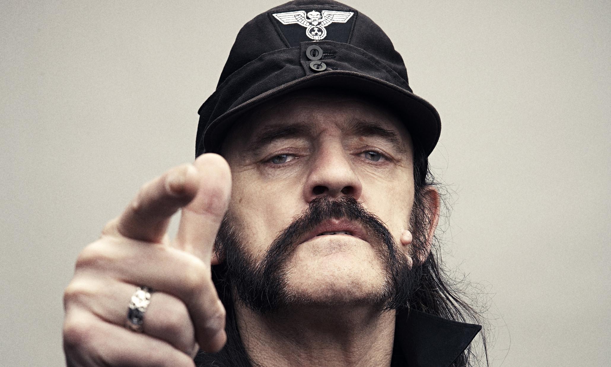 Lemmy Kilmister, vocalista do Motörhead, morre aos 70 anos