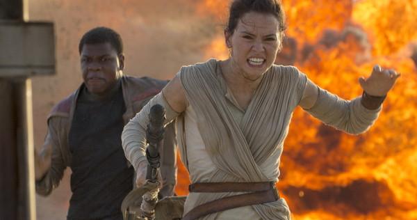 Trailer chinês de Star Wars: O Despertar da Força traz novas cenas e diálogos