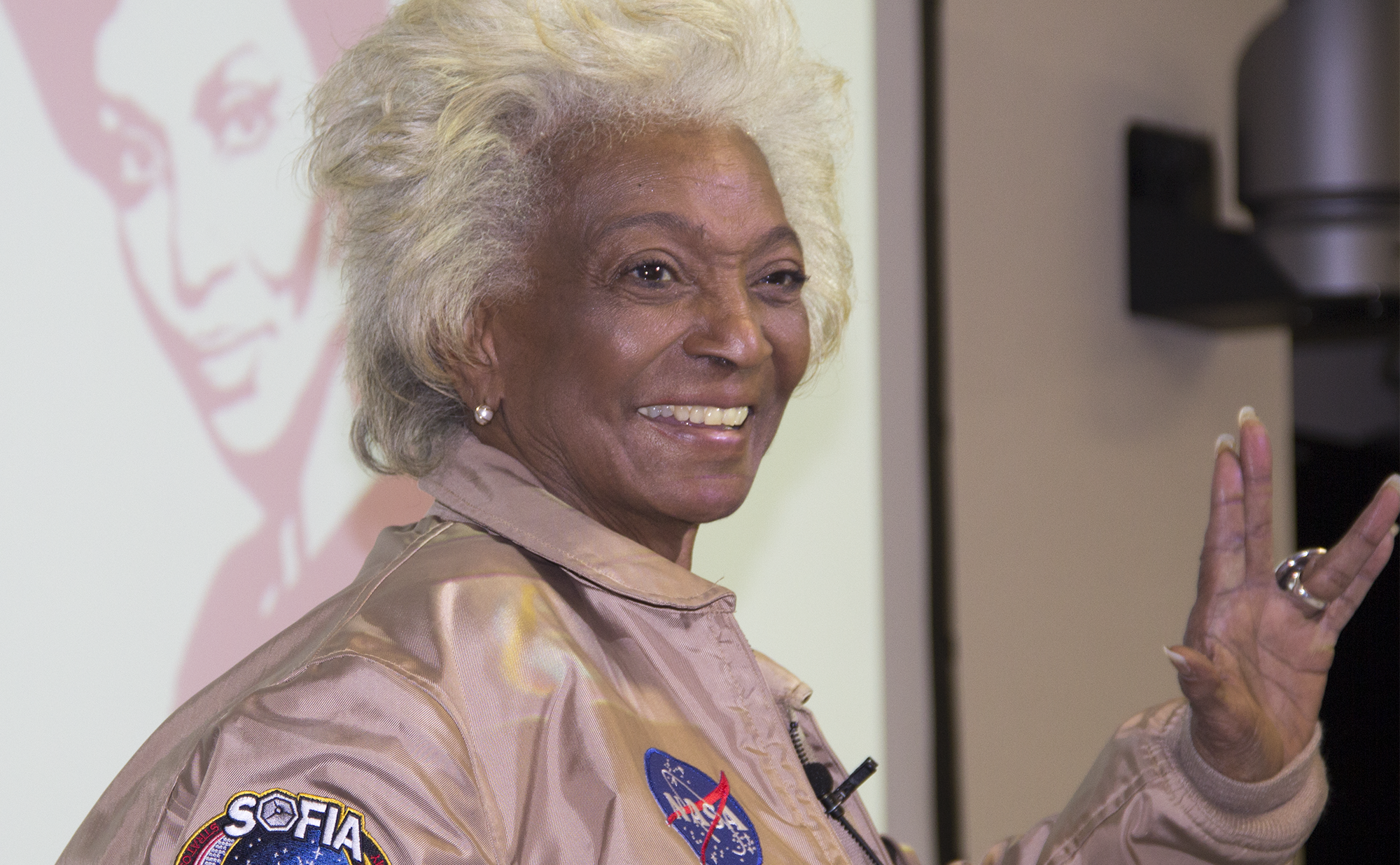 Nichelle Nichols, a Uhura de Star Trek, viajou com a NASA (de novo)