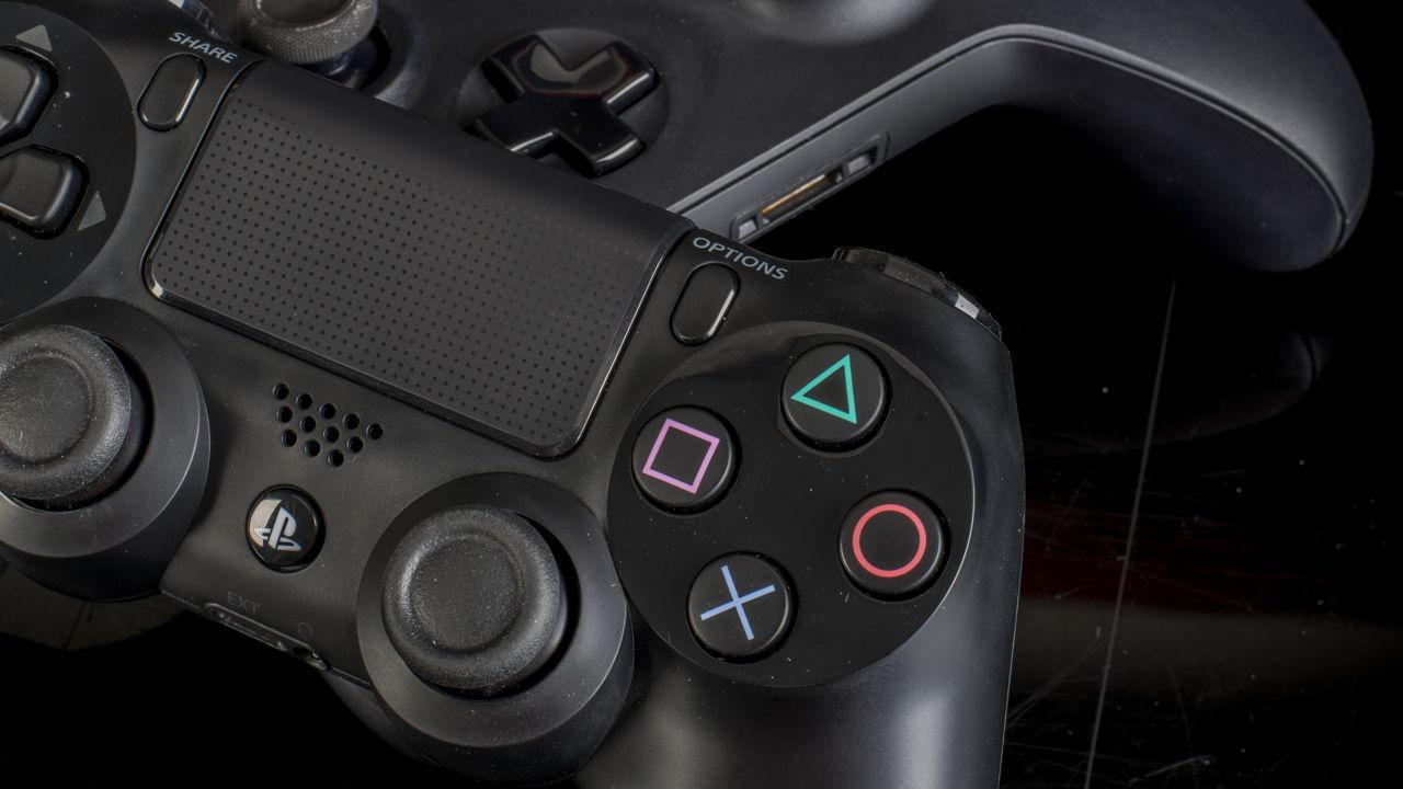 PS4 foi o console mais vendido de dezembro e de 2015 nos EUA