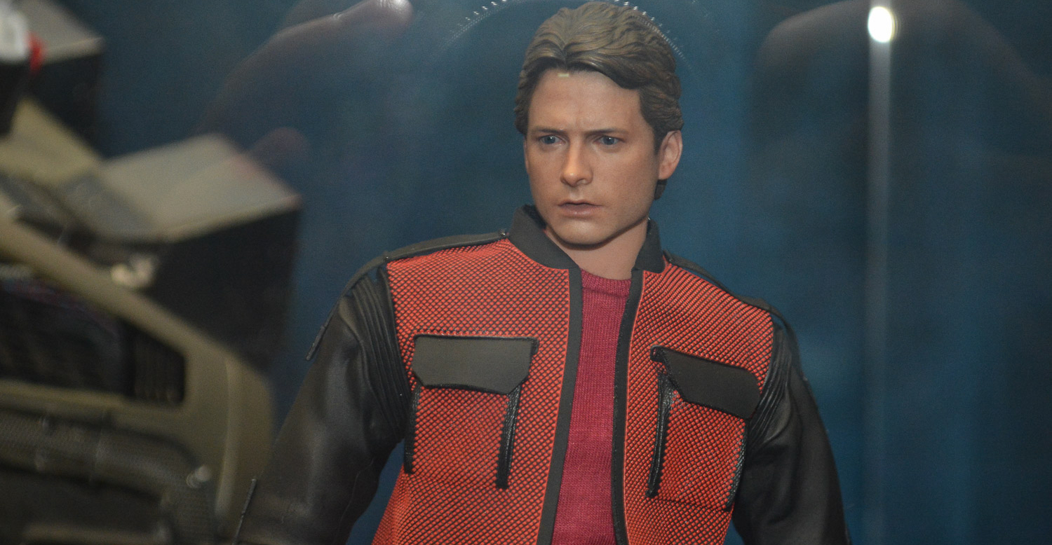 [SDCC] Protótipo do action figure de Marty McFly da Hot Toys está bem incrível